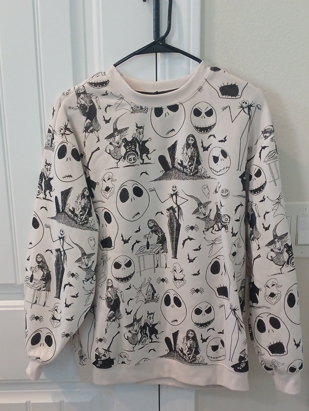 Oversized Small Nightmare Characters Graphic Crewneck Sweatshirt - White & Black